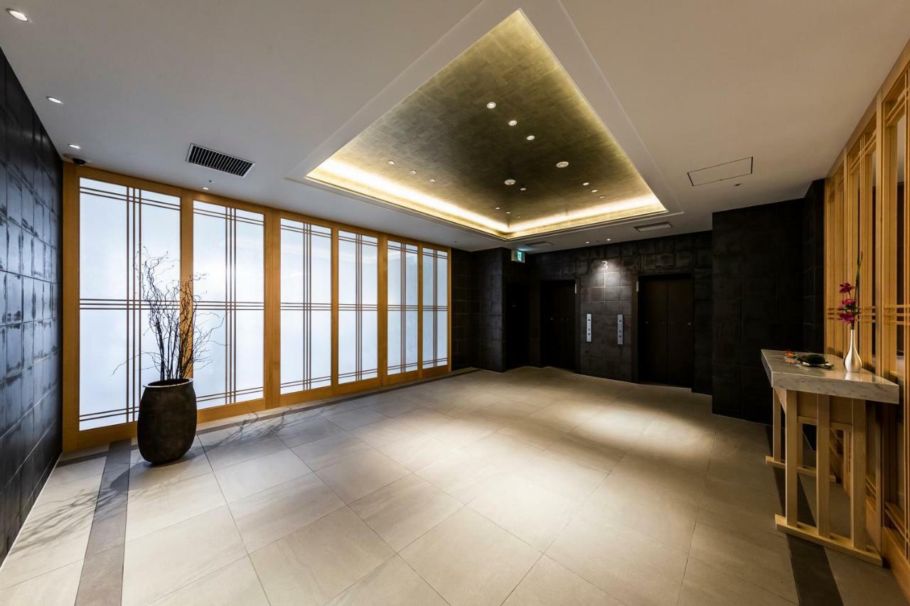 Via Inn Prime Shinsaibashi Yotsubashi Osaka Buitenkant foto